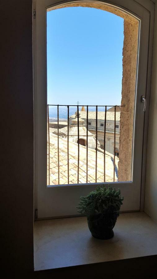 B&B Attico Taranto Caltagirone Exterior foto